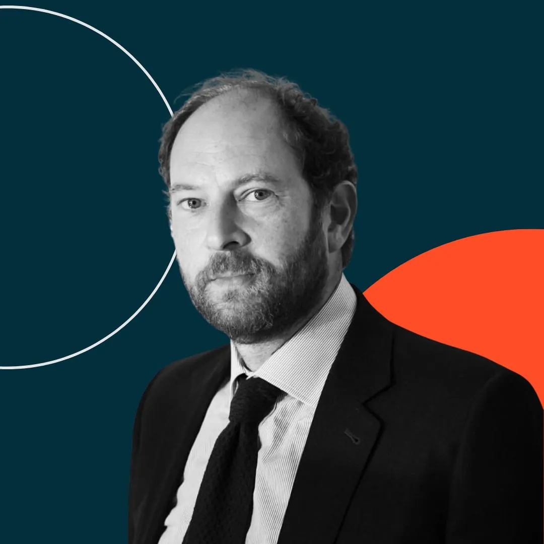 portrait d'olivier Guez, meilleur conférencier en géopolitique